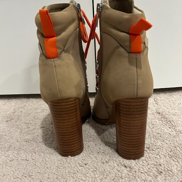 Steve Madden Tan Karey Leather Pointed Toe Lace-up Boots Size 8 - Picture 3 of 10